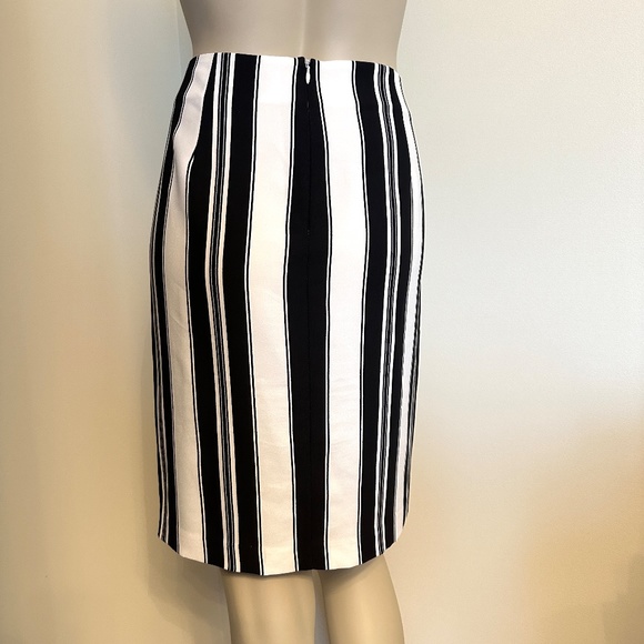 Simons Icone black & white skirt - Picture 6 of 10